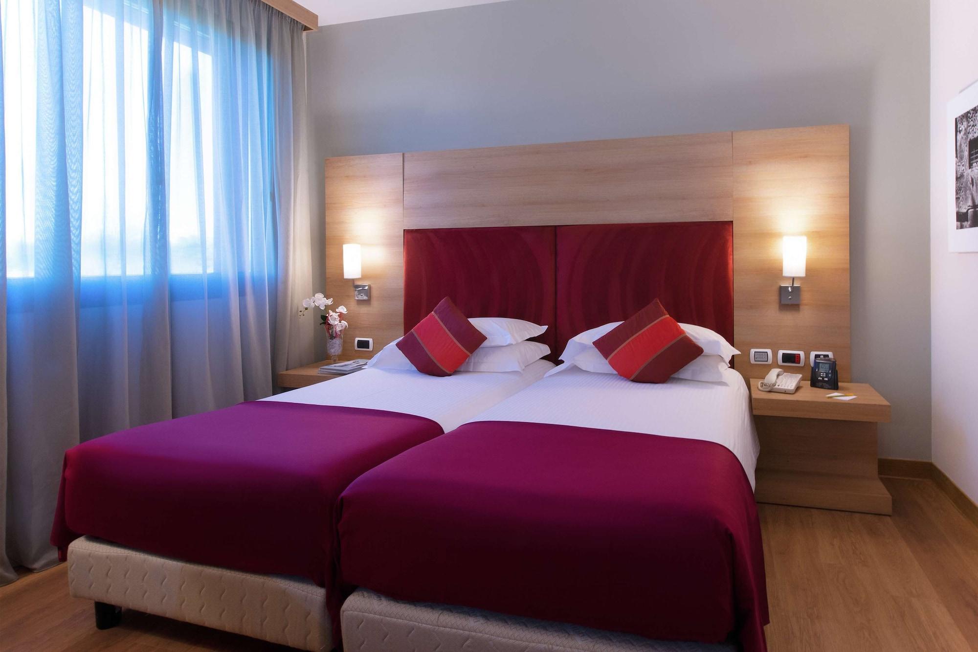 Dolce By Wyndham Milan Malpensa Ξενοδοχείο Σόμα Λομπάρντο Εξωτερικό φωτογραφία