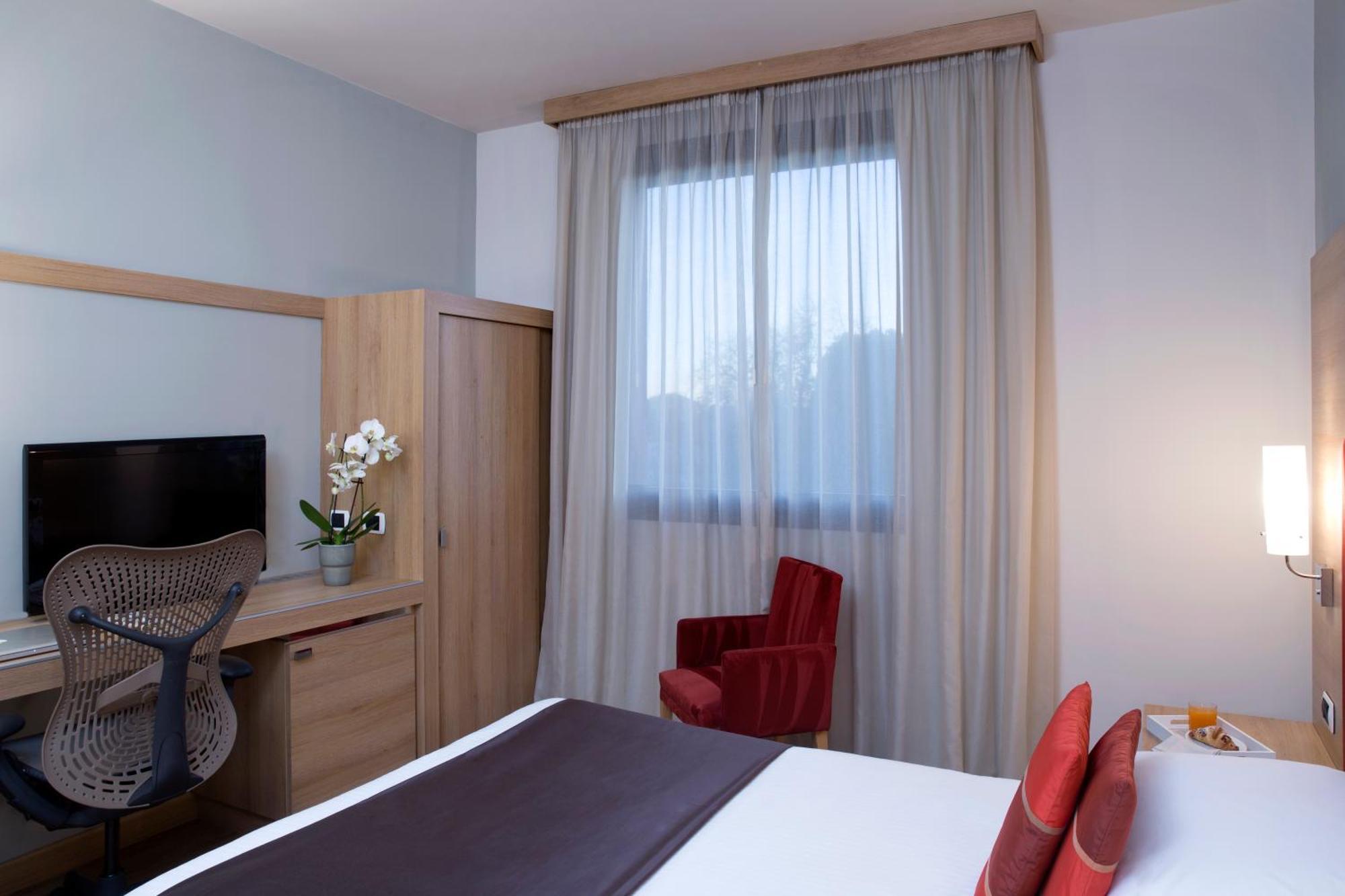 Dolce By Wyndham Milan Malpensa Ξενοδοχείο Σόμα Λομπάρντο Εξωτερικό φωτογραφία