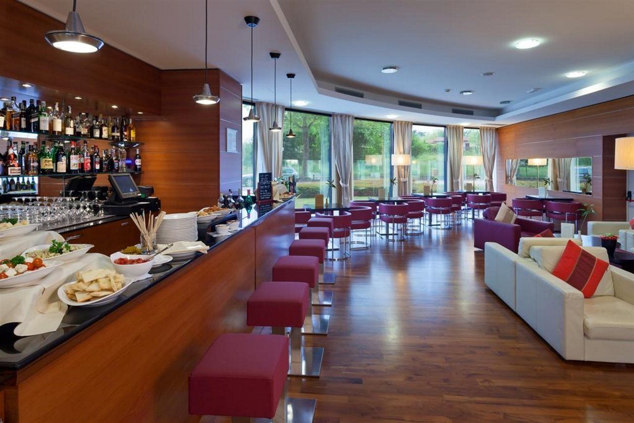 Dolce By Wyndham Milan Malpensa Ξενοδοχείο Σόμα Λομπάρντο Εξωτερικό φωτογραφία
